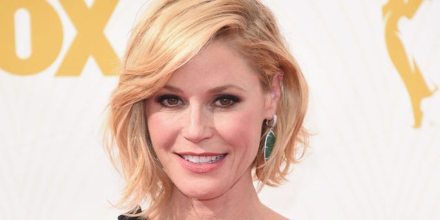 Julie Bowen attends the 67th Annual Primetime Emmy Awards at Microsoft Theater on Sept. 20, 2015, in Los Angeles.