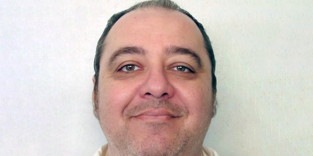 This undated photo provided shows inmate Kenneth Eugene Smith, who was convicted in a 1988 murder-for-hire slaying of a preacher’s wife.