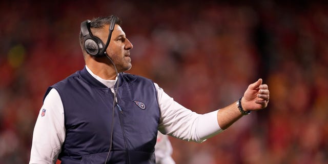 Head coach Mike Vrabel of the Tennessee Titans stands on the side of the field during their game against the Kansas City Chiefs at Arrowhead Stadium on Nov. 6, 2022 in Kansas City, Missouri.