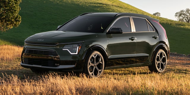 The 2023 Kia Niro Hybrid gets up to 53 mpg combined.