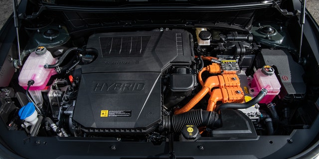 The Niro has a 1.6-liter four-cylinder engine with electric assist.