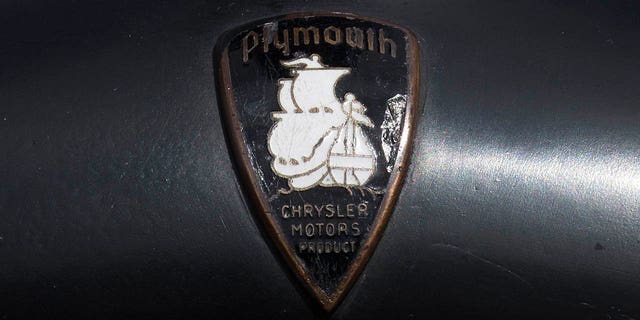 The original Plymouth logo featured an image of the Mayflower.