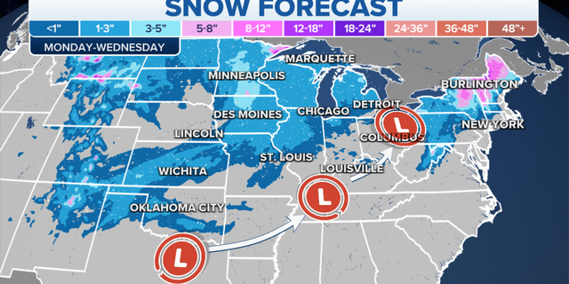 Expected U.S. snowfall totals through Wednesday.