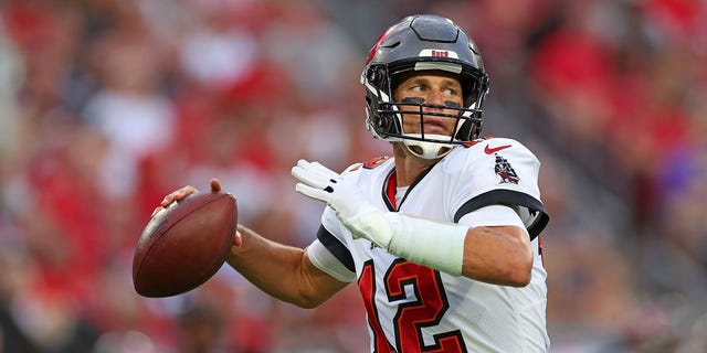 Tom Brady #12 of the Tampa Bay Buccaneers passes the ball during the second quarter in the game against the Los Angeles Rams at Raymond James Stadium on November 06, 2022 in Tampa, Florida. 