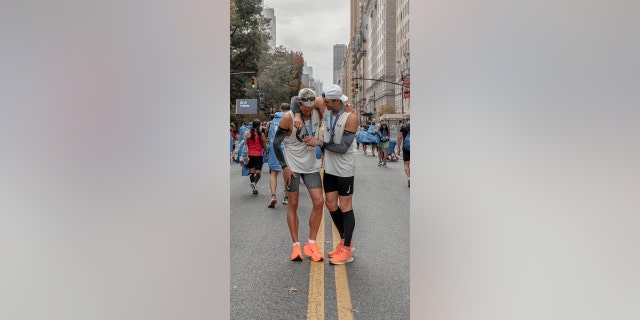 The Wade twins completed seven marathons in seven days — all for a good cause. 