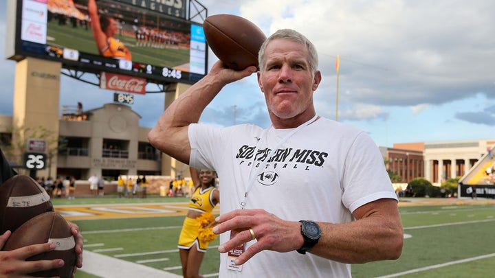 Brett Favre says USA was in ‘better place’ when Trump was president, athletes are ‘afraid’ of trans backlash Brett Favre says USA was in ‘better place’ when Trump was president, athletes are ‘afraid’ of trans backlash