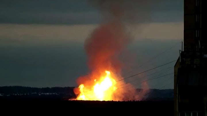 RUSSIAN CIVIL WAR? Pipeline explodes near St. Petersburg 🔥