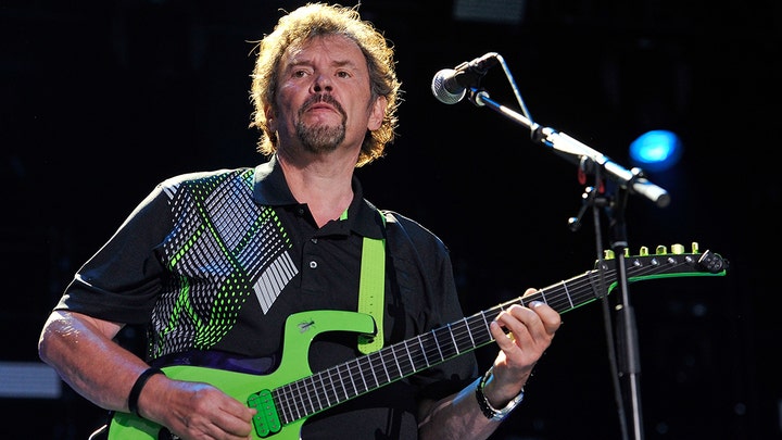 Fox News Flash Top Entertainment Headlines of Nov. 8