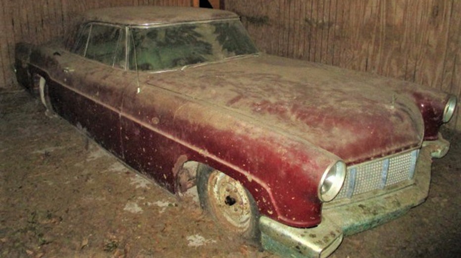 Florida man s forgotten classic car collection up for auction