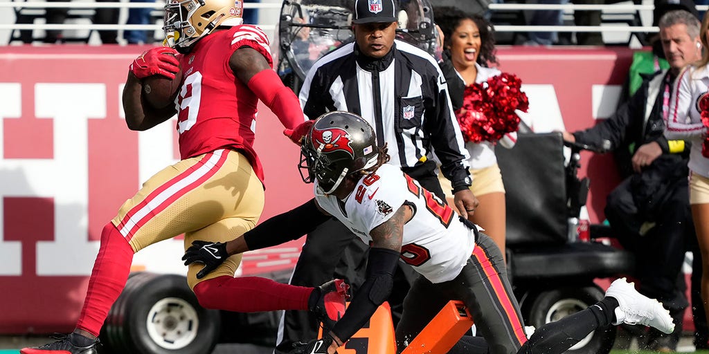 Deebo Samuel apologizes after stepping over cameraman he knocked