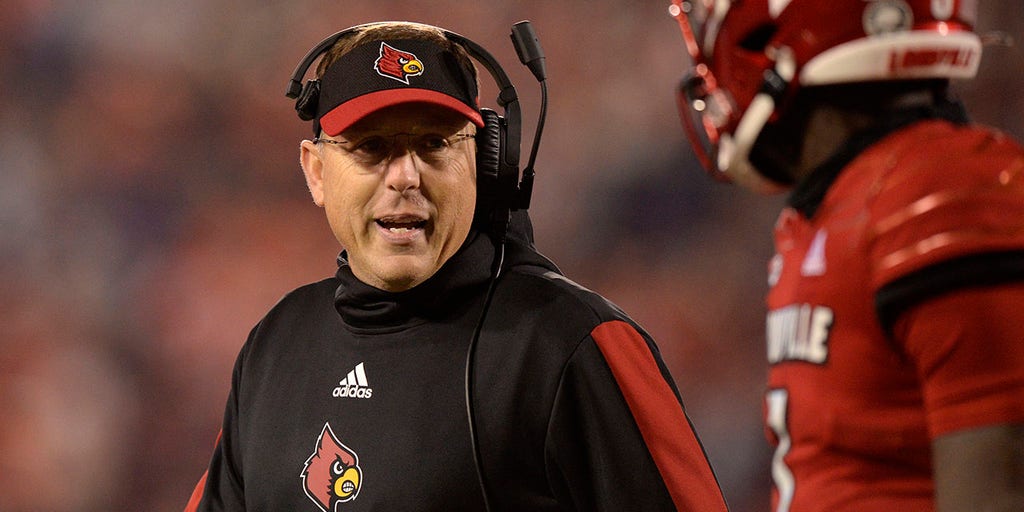 Watch: Louisville interim coach Deion Branch, players discuss bowl,  coaching change