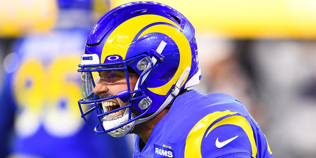 Baker Mayfield an instant L.A. hero in Rams' thrilling comeback