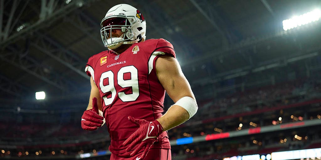 NFL: JJ Watt of the Arizona Cardinals announces his retirement - BBC Sport