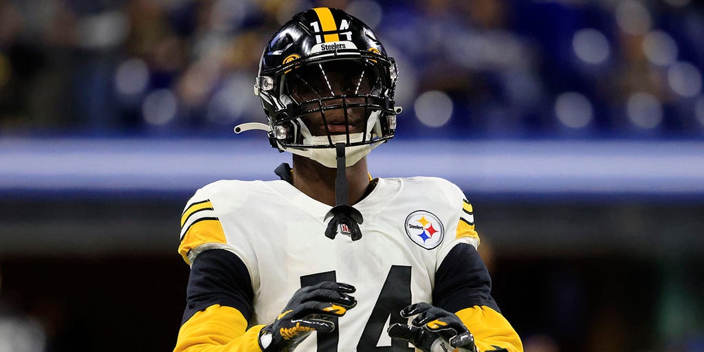 Mike Tomlin wants Steelers WR George Pickens to express emotions in  'professional and mature' way