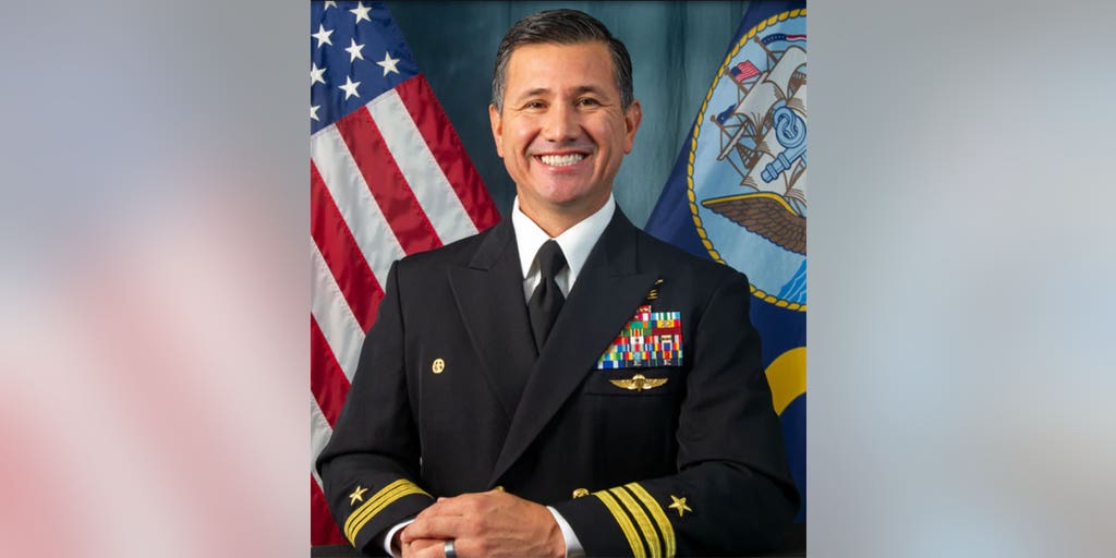 Decorated Navy commander found dead in California home month after taking over elite SEAL team: reports - Vimarsana News