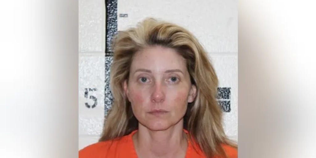 Georgia school administrator charged with sex crimes, allegedly boozed kids up at Halloween party - Vimarsana News