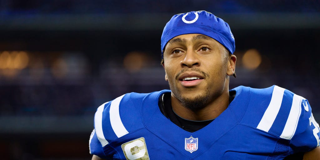 Report: Colts RB Jonathan Taylor requests trade, National Sports