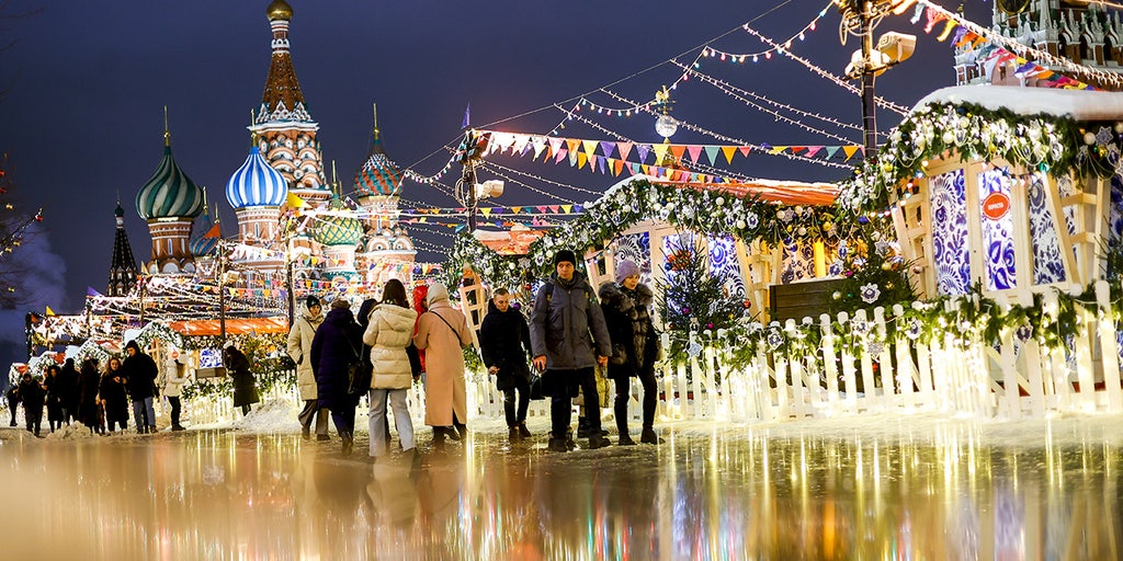 Russia readies air defenses over Moscow, gives shelter maps to border city ahead of New Year - Vimarsana News