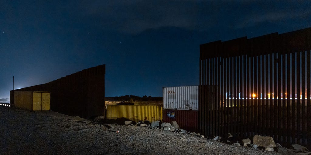 shipping-containers-ariz-border.jpg?ve=1