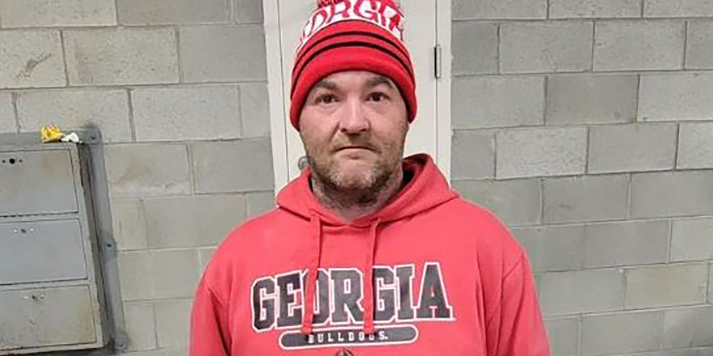 Georgia fugitive arrested after replying to sheriff's department 'most wanted' Facebook post: 'How about me' - Vimarsana News