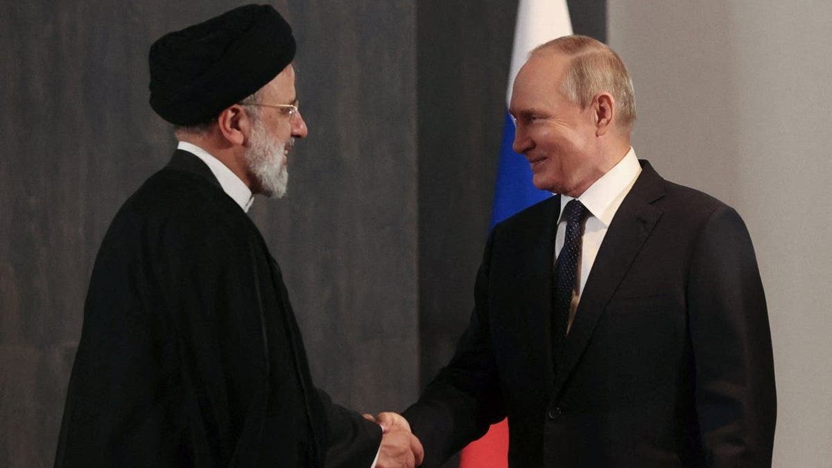 Iranian President Ebrahim Raisi and Russian President Vladimir Putin 