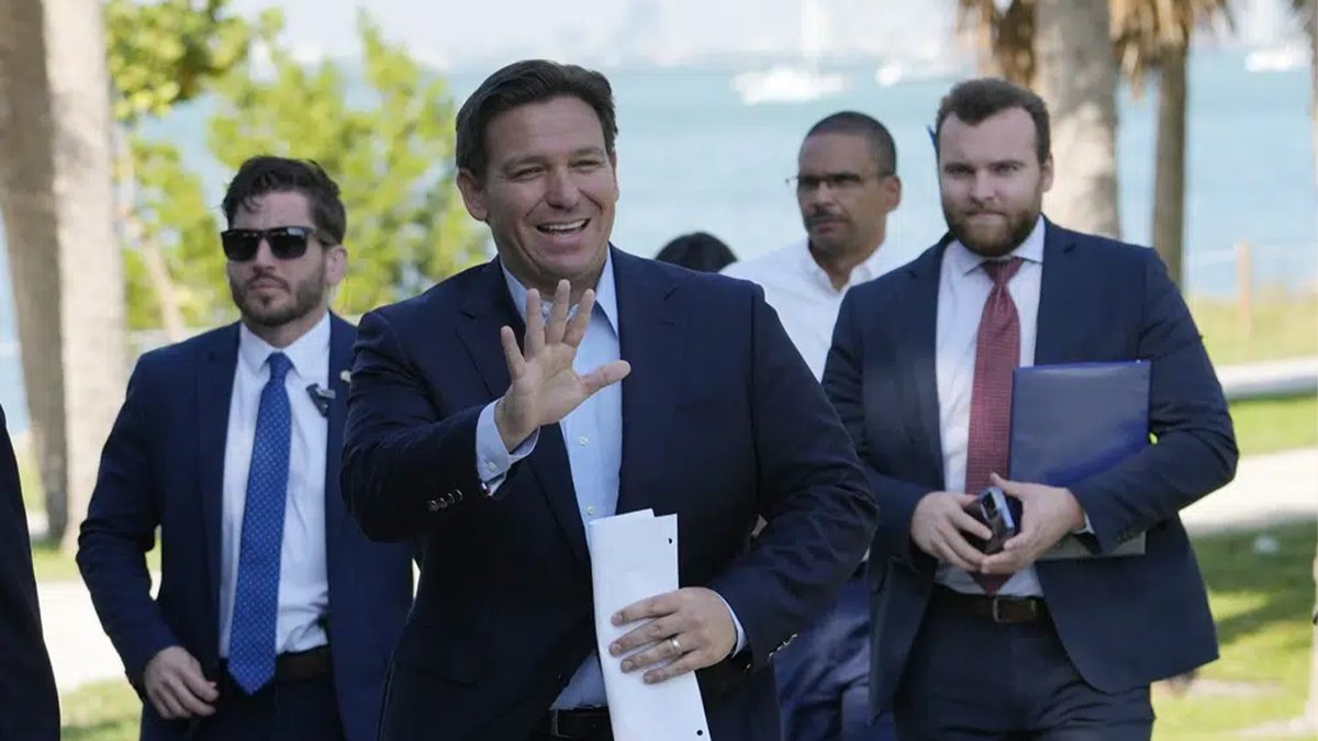 Ron DeSantis waving