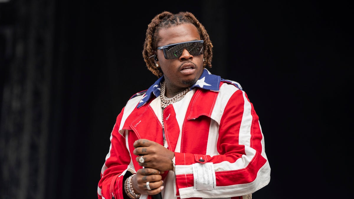 rapper gunna performing at music festival