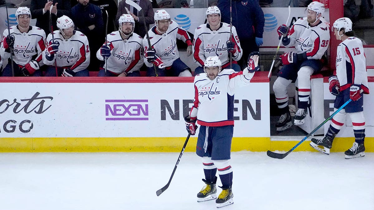 Alex Ovechkin waves to the crowd