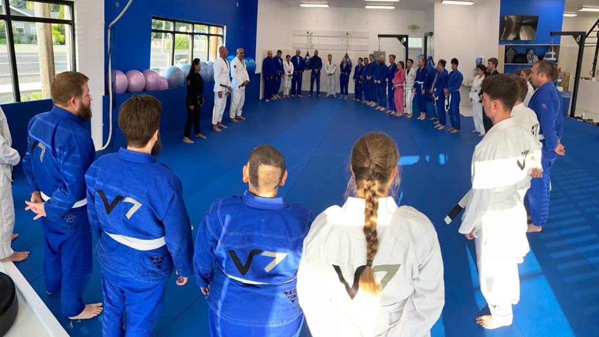 jiu-jitsu students at class