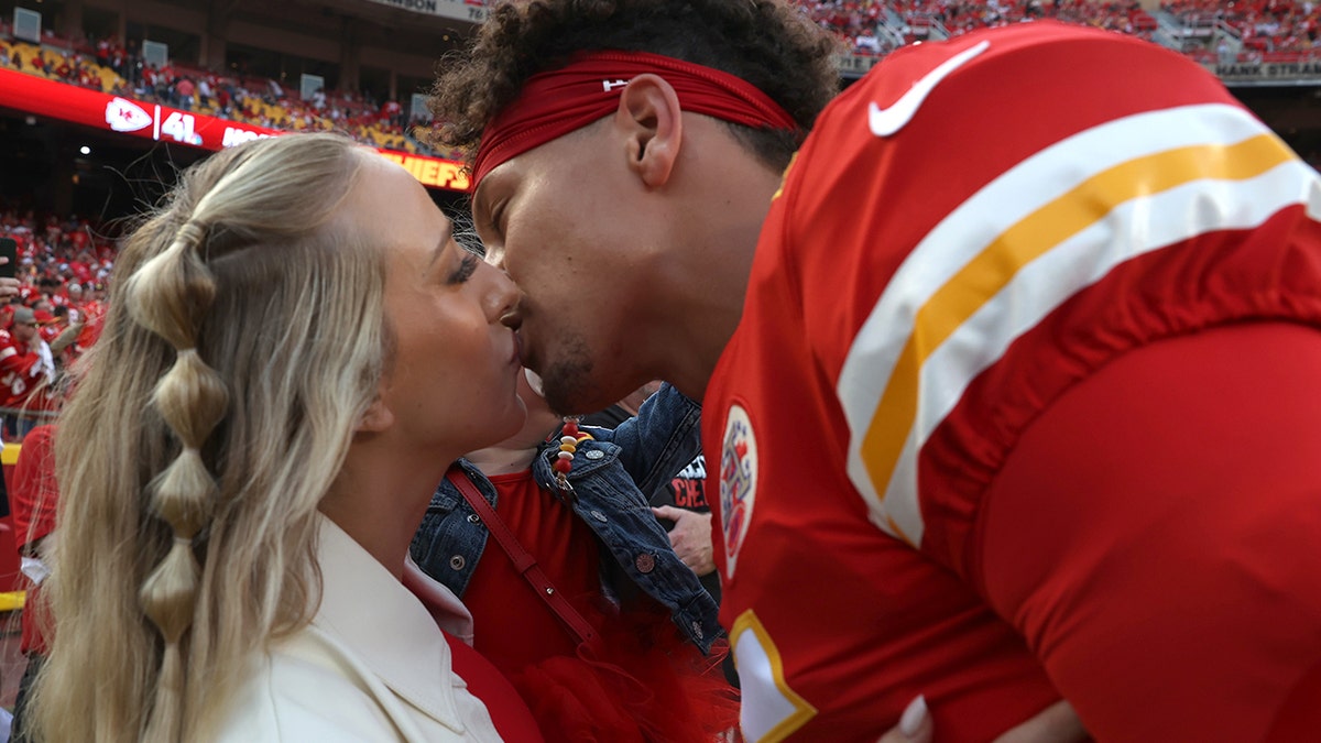 Patrick Mahomes' Wife Reveals 'Frantic' Trip to ER With Son—'Very Scary