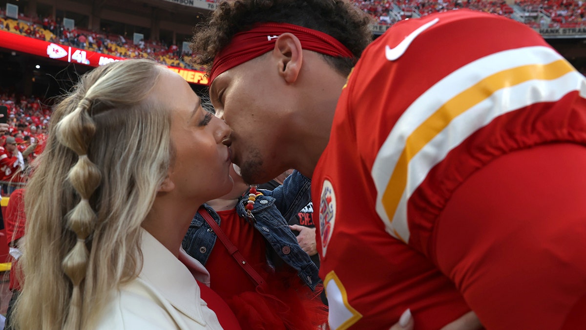 Brittany and Patrick Mahomes