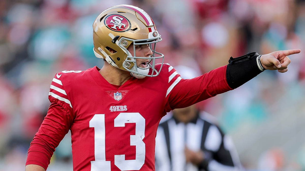 NFL analyst throws cold water on Brock Purdy hype as 49ers ready to play Bucs