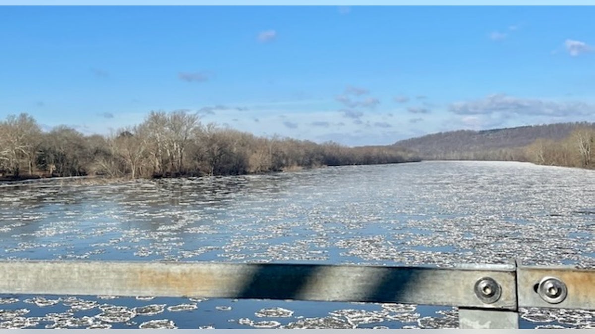 Delaware River with ice