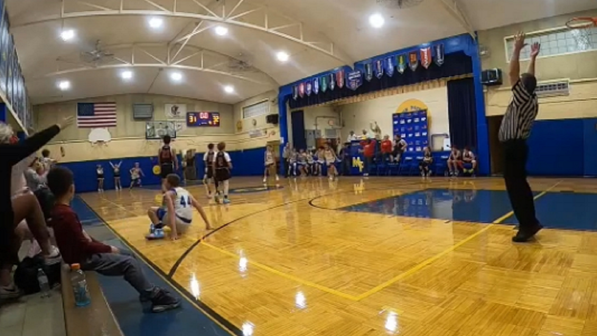 Viral Video Shows Illinois Eighth Grade Basketball Player Sinking A ...