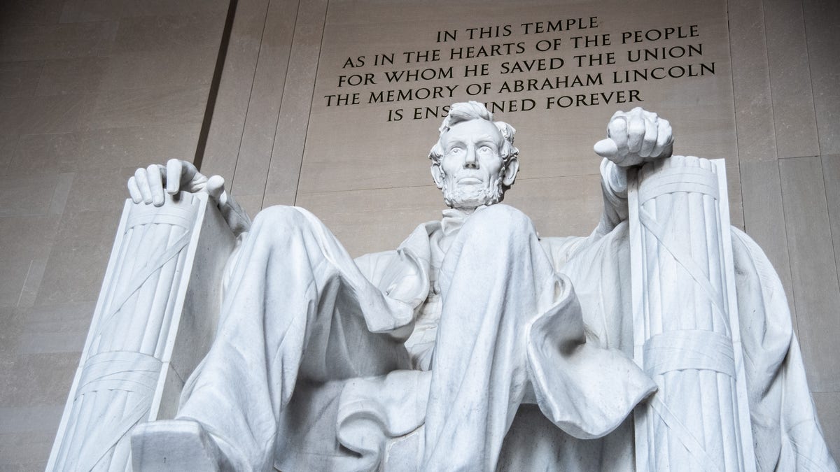 Lincoln Memorial - Abraham Lincoln