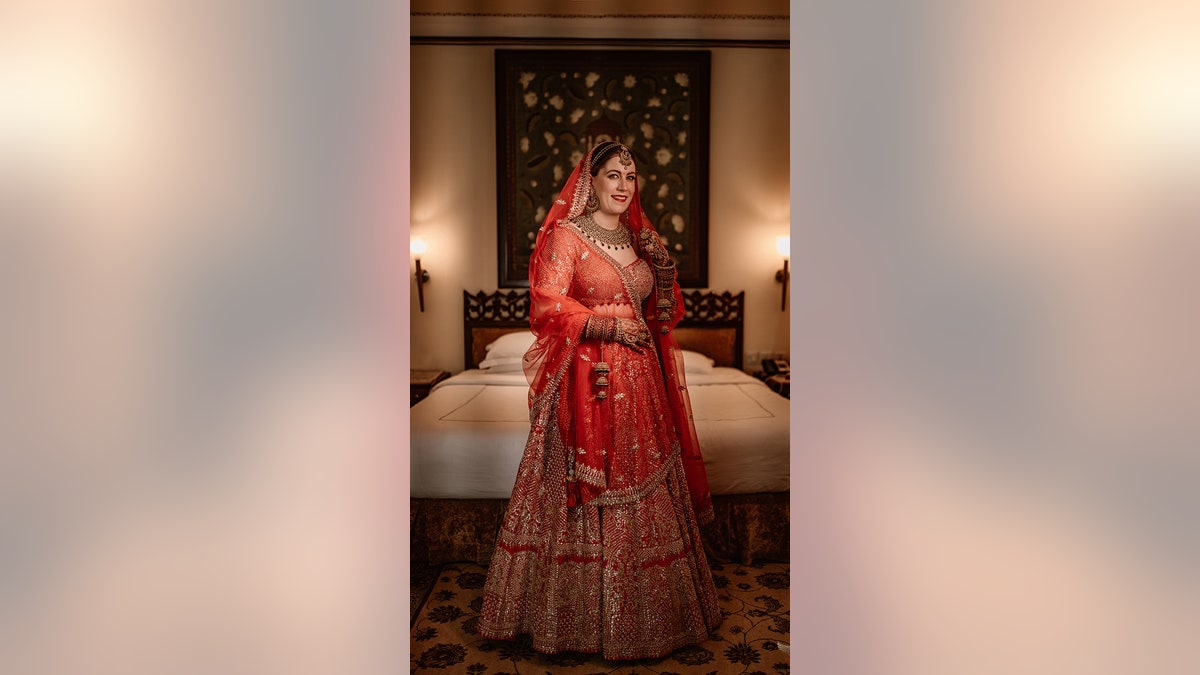 American bride goes viral for family's 'surreal' reaction to her Indian  wedding attire