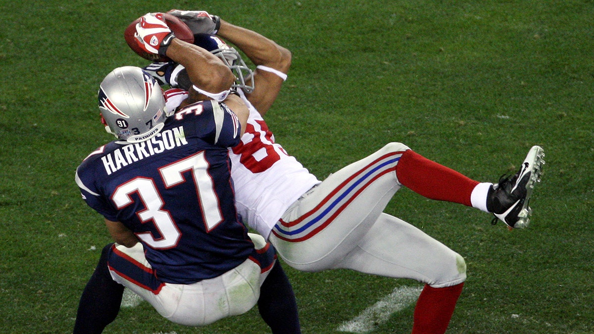 David Tyree catches over Rodney Harrison