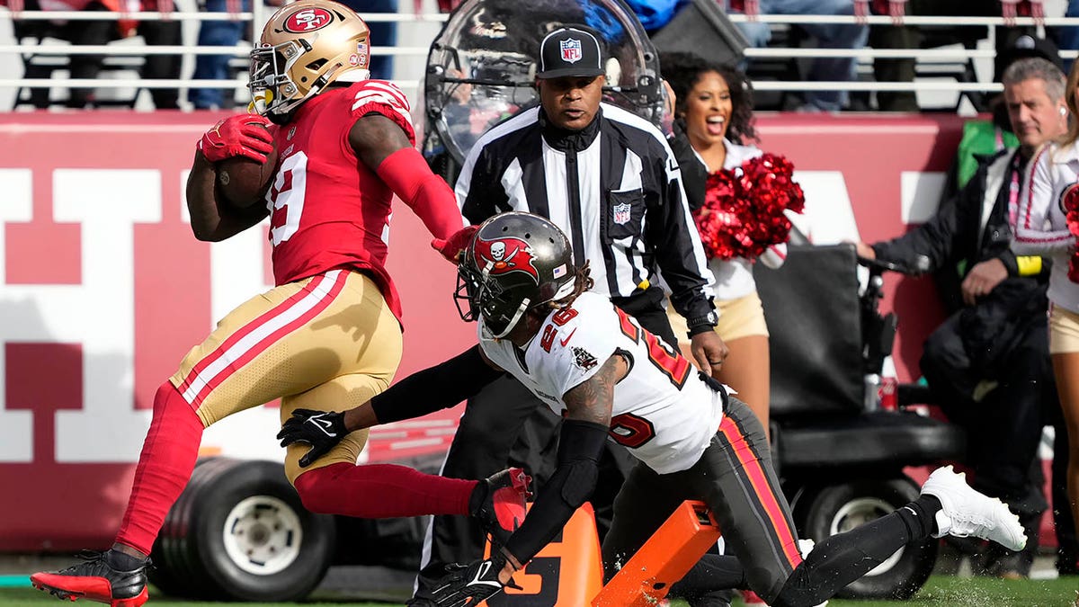 Deebo Samuel scores a TD