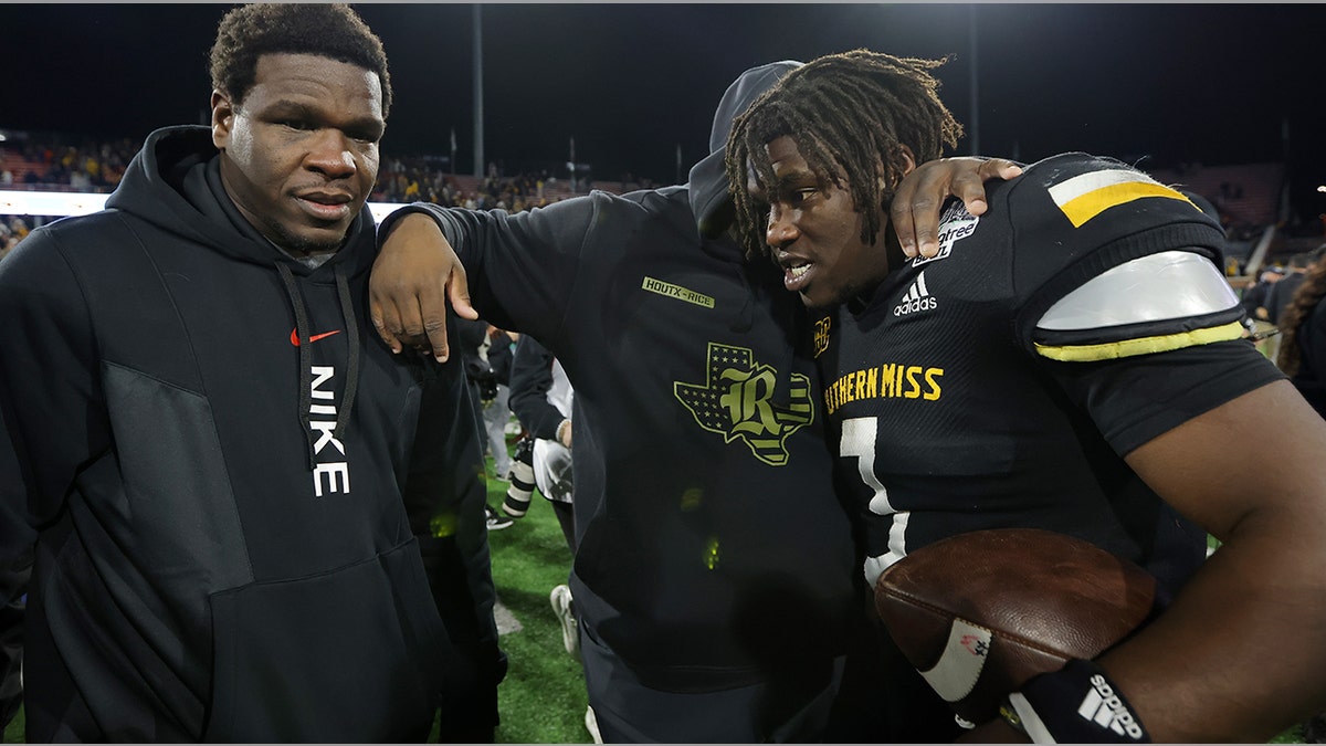 Frank Gore Jr and his dad