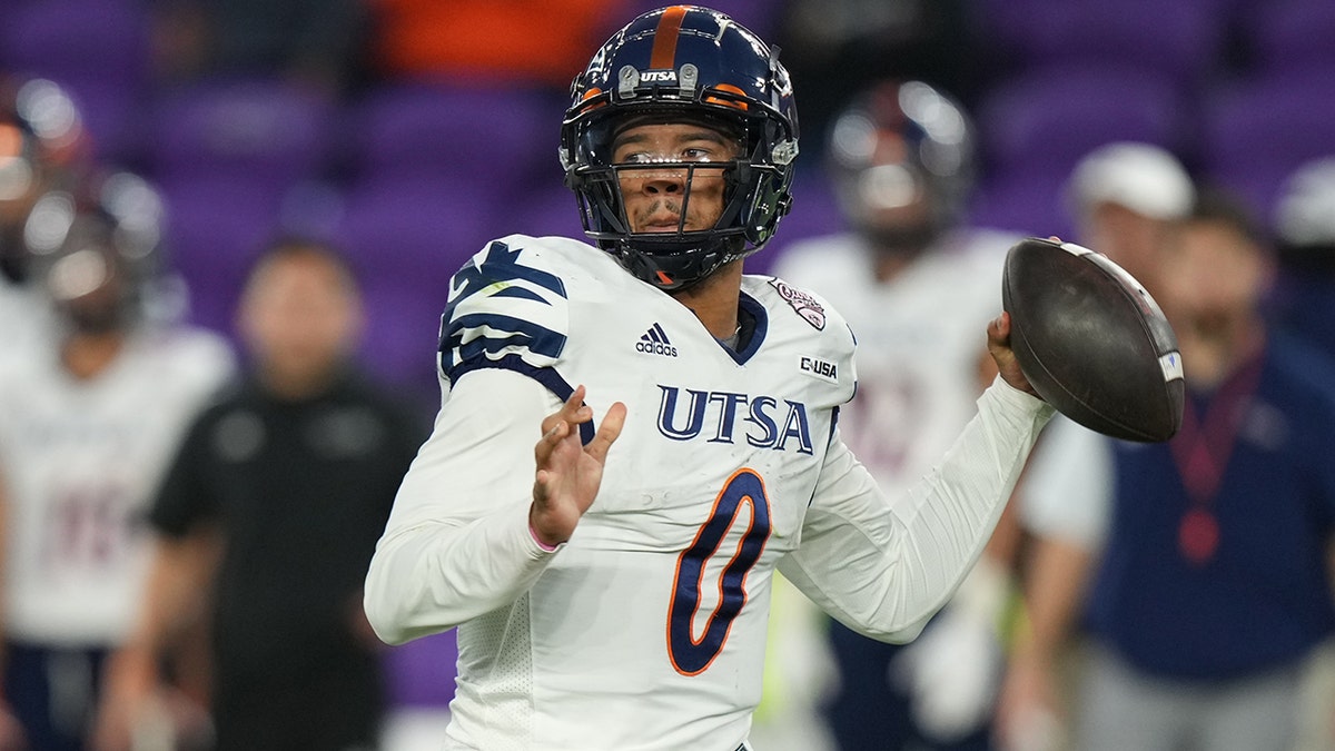Frank Harris in the Cure Bowl