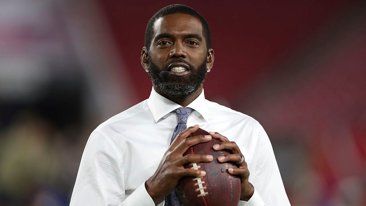 ESPN Analyst Randy Moss Takes Leave of Absence Amidst Health Concerns