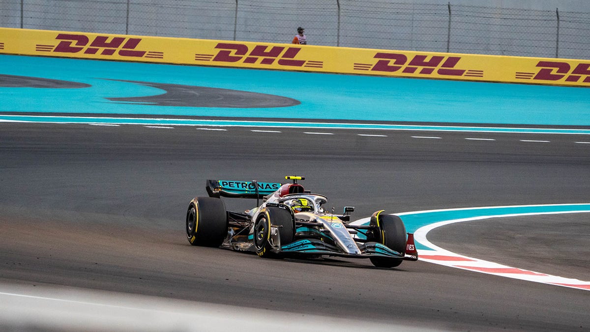 Lewis Hamilton races at Abu Dhabi