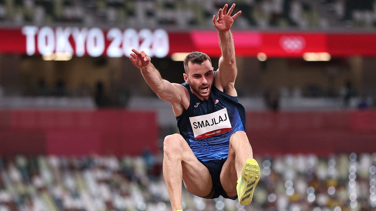 Izmir Smajlaj competes at the Olympics