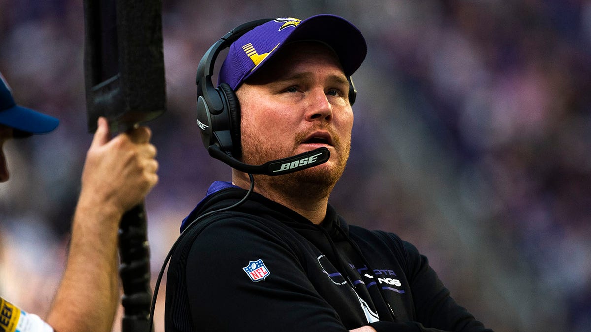 Adam Zimmer coaches against the Bears