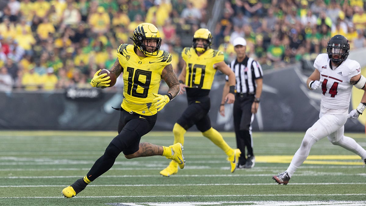 Emotional touchdown catch a highlight for Oregon tight end McCormick