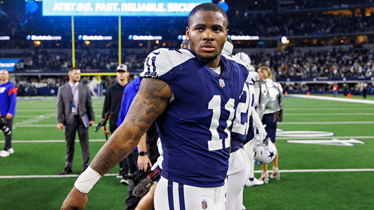 Cowboys' Micah Parsons Weighs In On Saquon Barkley Contract Talks With ...