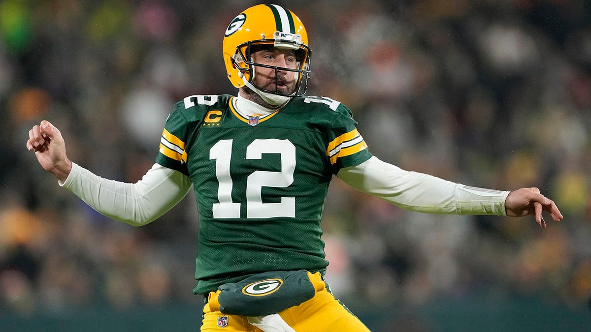 Aaron Rodgers on keeping playoff hopes alive following win over Rams: 'Got  two in the bag'