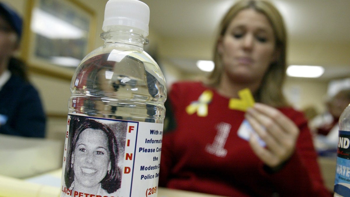 Laci Peterson's face on missing person label on water bottle