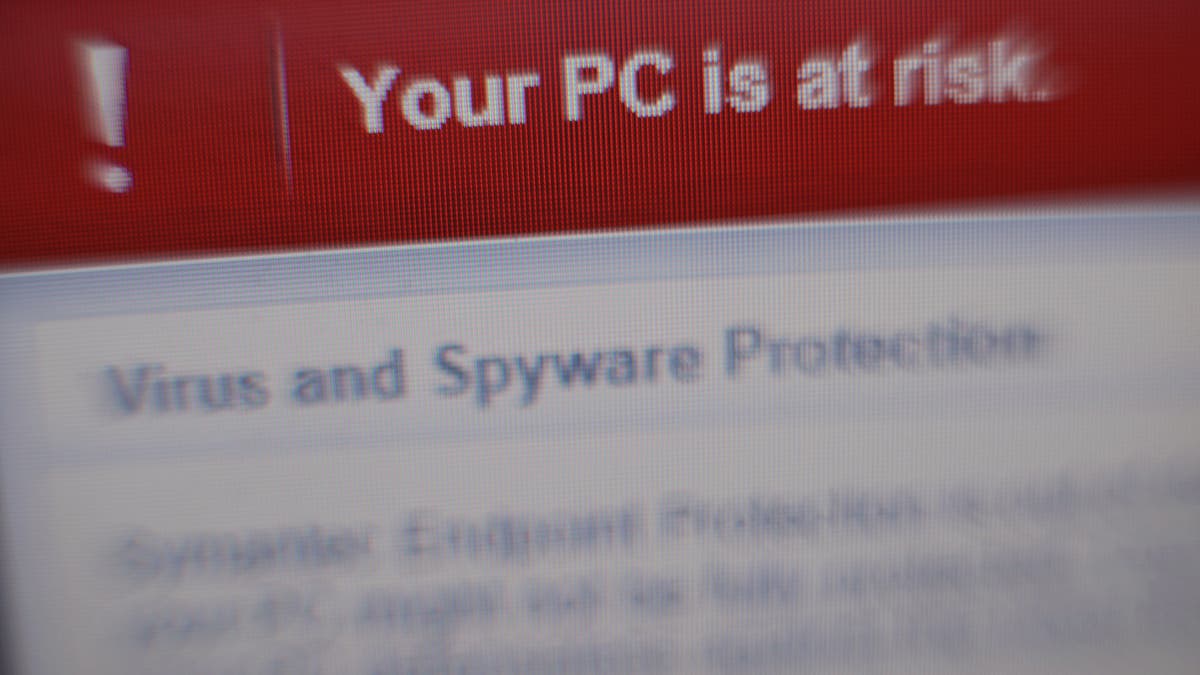 PC malware warning screen.