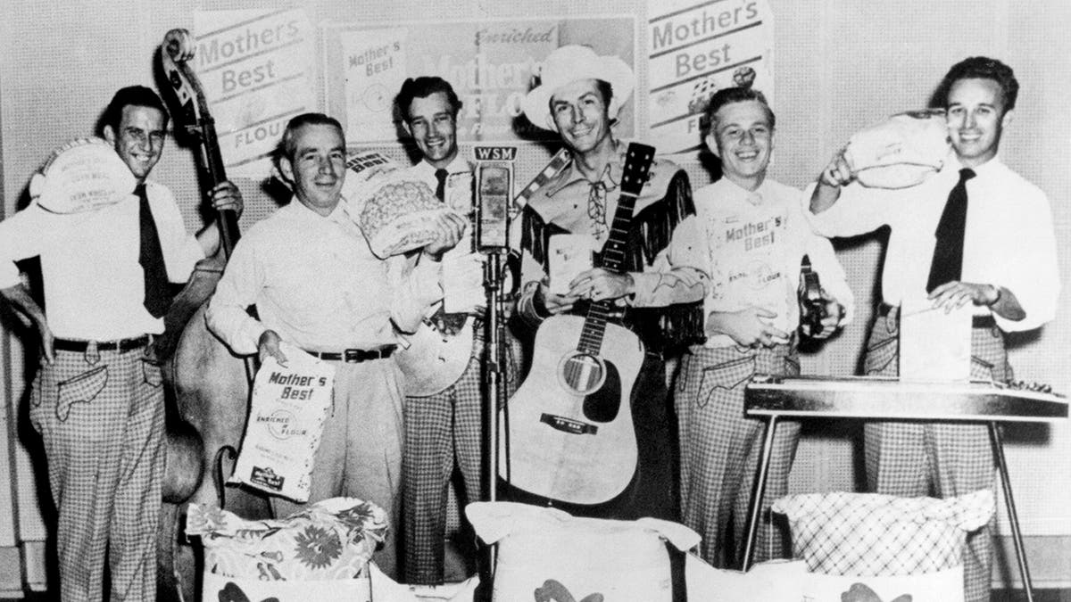 On This Day In History, January 1, 1953, Country Music Legend Hank ...